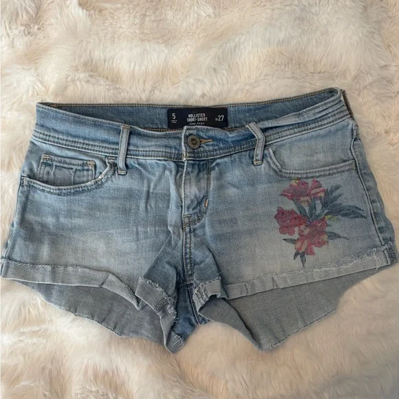 Hollister Light Blue Floral Jean Shorts - Picture 2 of 3
